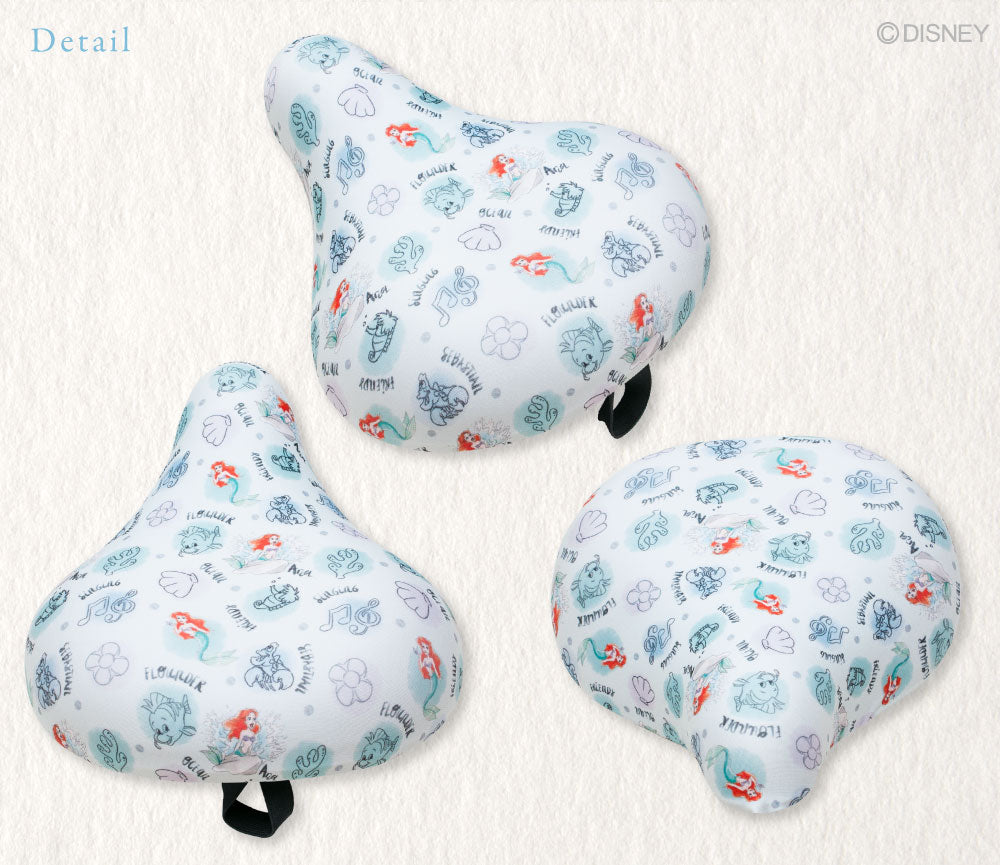 サドルカバー フリーサイズ フルカラーチャリCAP ディズニー トイストリー アリス アリエル チップ&デール フリーサイズ 4種 撥水 雨 かわいい ママチャリ 電動アシスト自転車 汚れ キズ 汚れ隠し 一般サイズ 大型サイズ ギフト プレゼント